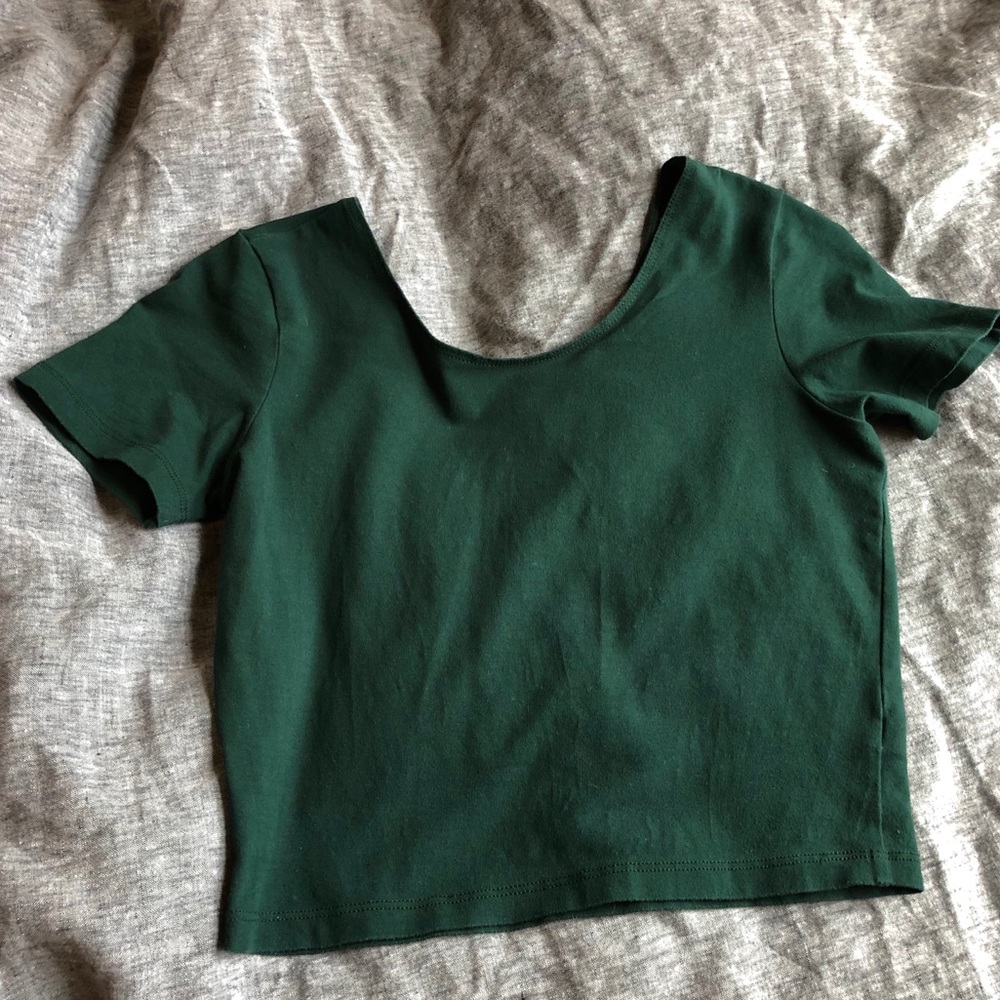 Emerald green crop top basic tee